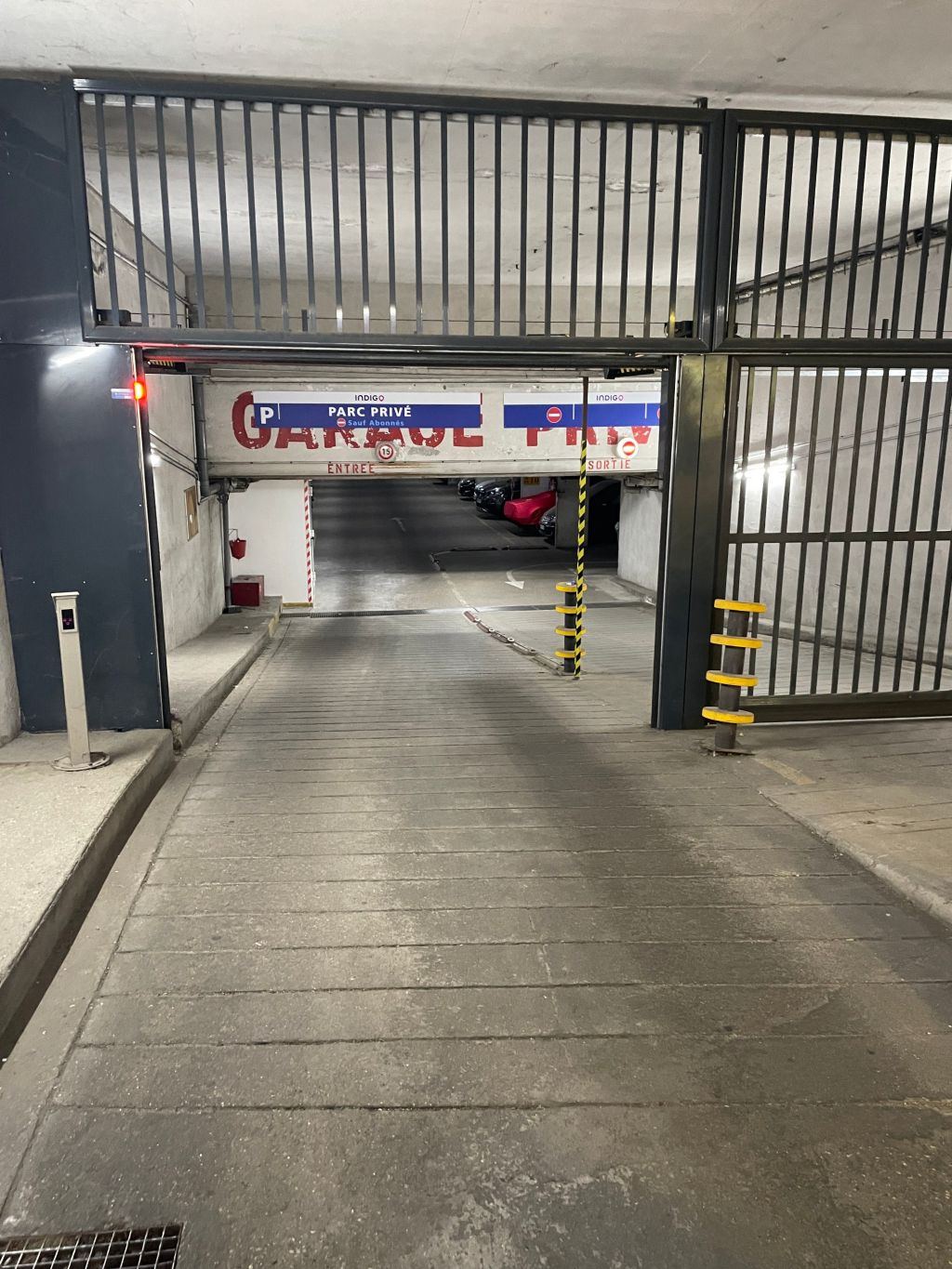 parking en vente sur PARIS (75007)